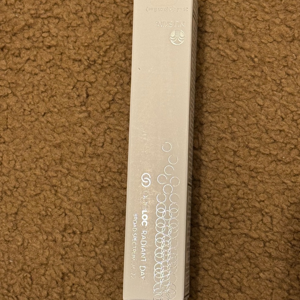 NuSkin AgeLOC Radiant Day Broad Spectrum SPF 24